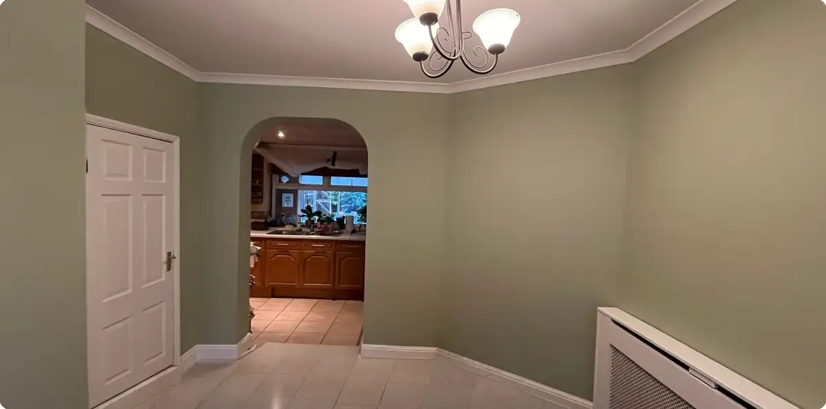 Hallway arch after plastering and decorating
